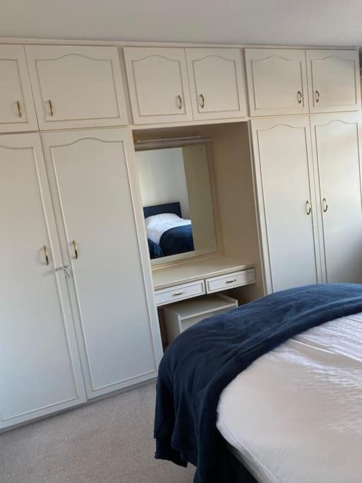 Appartamento Spacious 2 Bed Village Flat Sleeps 4/6 Nottingham